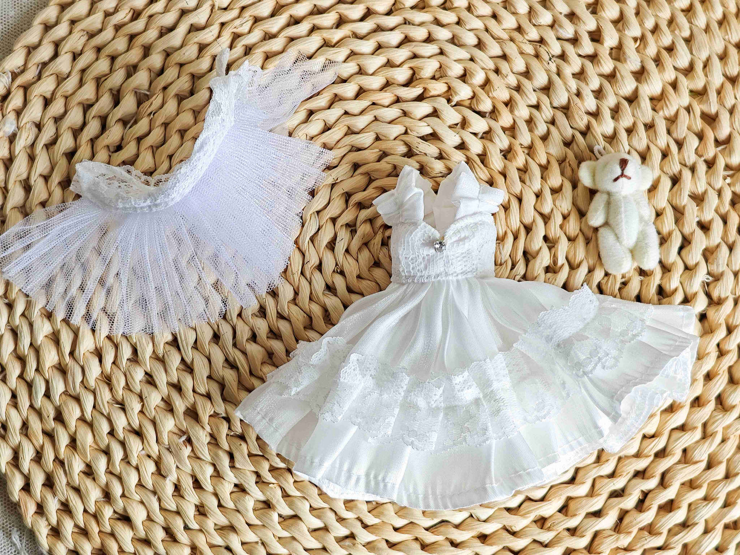 White Rose Bride Blythe Outfit | Handmade Doll Clothes for OB22 & OB24