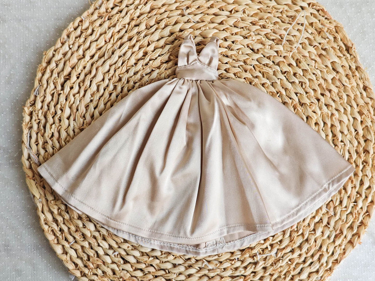 Elegant Satin Ball Gown Blythe Outfit | Handmade Doll Clothes for OB22 & OB24
