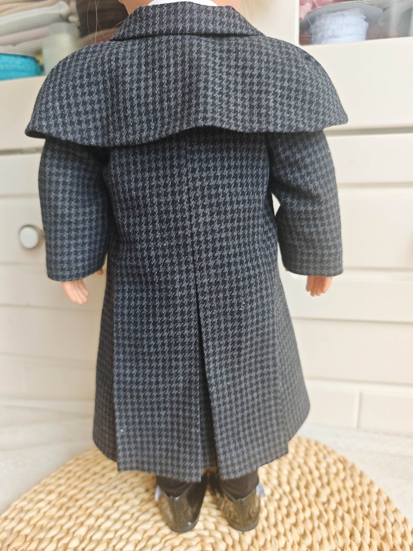 Handmade Wednesday Cosplay Dark Academia Houndstooth Coat  for 18 Inch Dolls