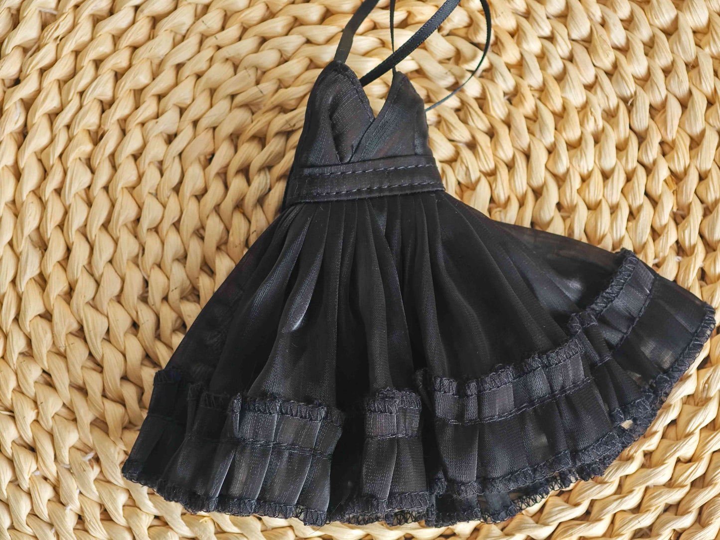 Black V-Neck Layered Ruffle Doll Dress Blythe Outfit | Handmade Doll Clothes for OB22 & OB24