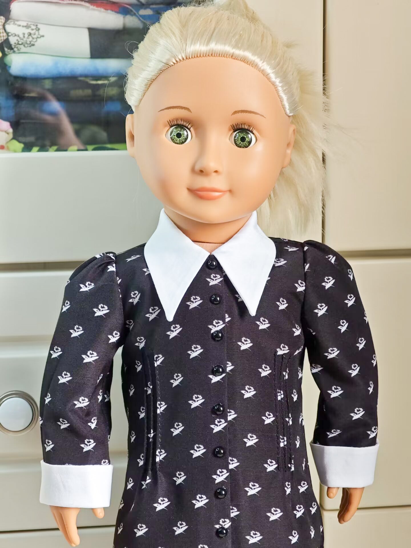 Wednesday Style Gothic Academy School Dress for 18 Inch Dolls