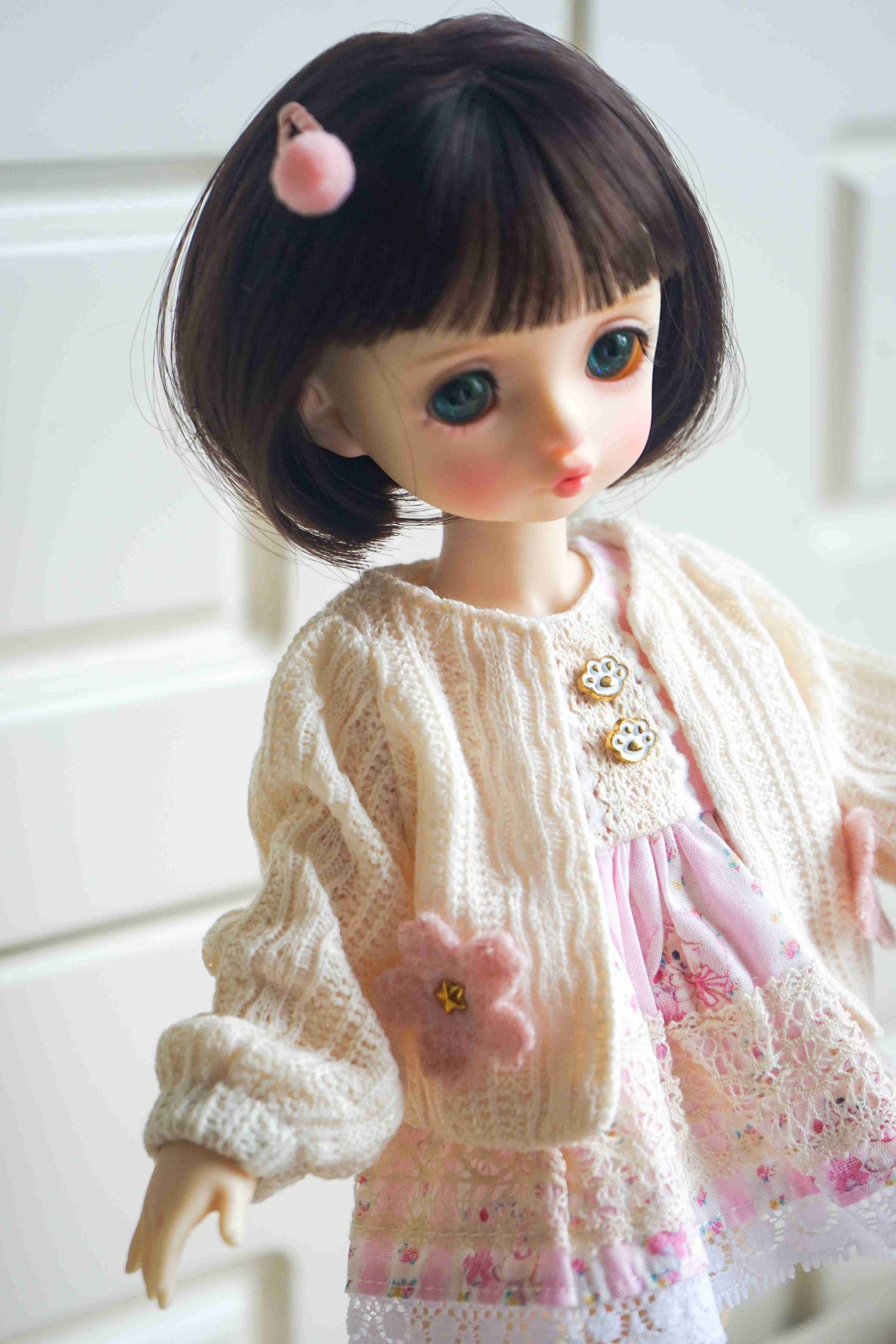 Close-up of the bear ear knit cardigan detail for 1/6 BJD YoSD dolls.