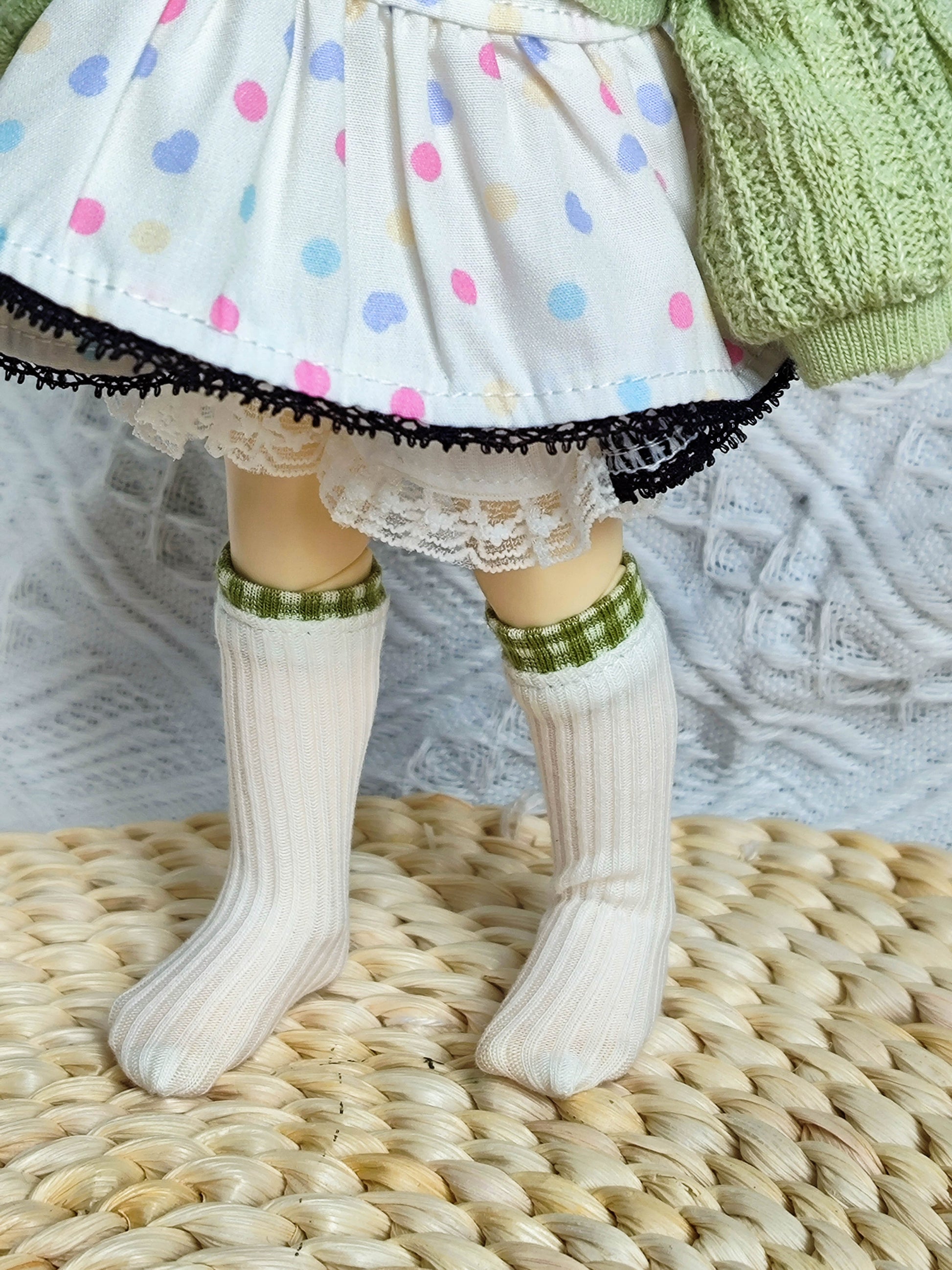 Detailed view of the polka dot dress skirt for 1/6 BJD YoSD