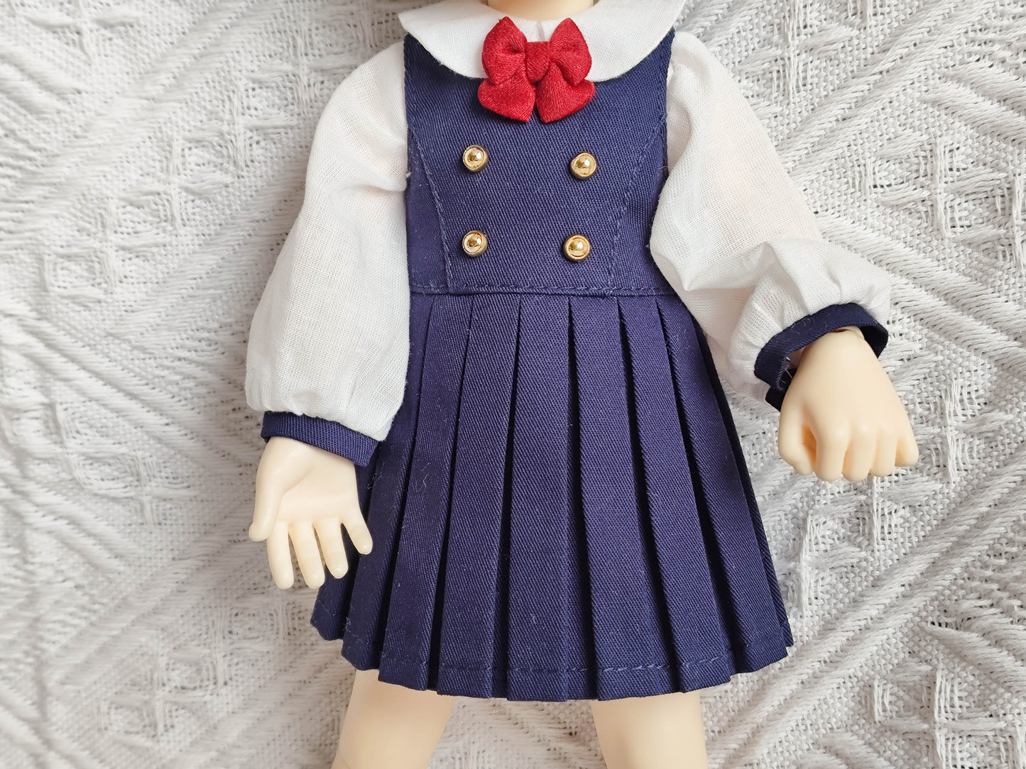 Detail view of school uniform shirt neckline for 1/6 BJD YoSD.